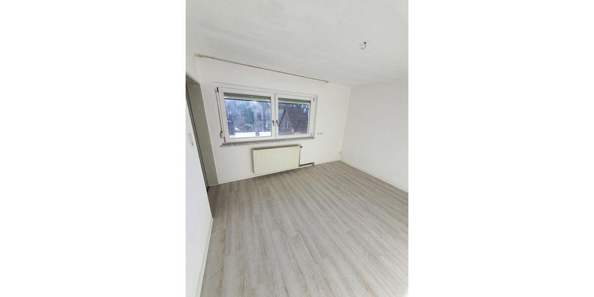 Etagenwohnung Lahr (Schwarzwald) - 3 Zimmer, 80 m&sup2;, 1.000&euro; | Angebot:26553628