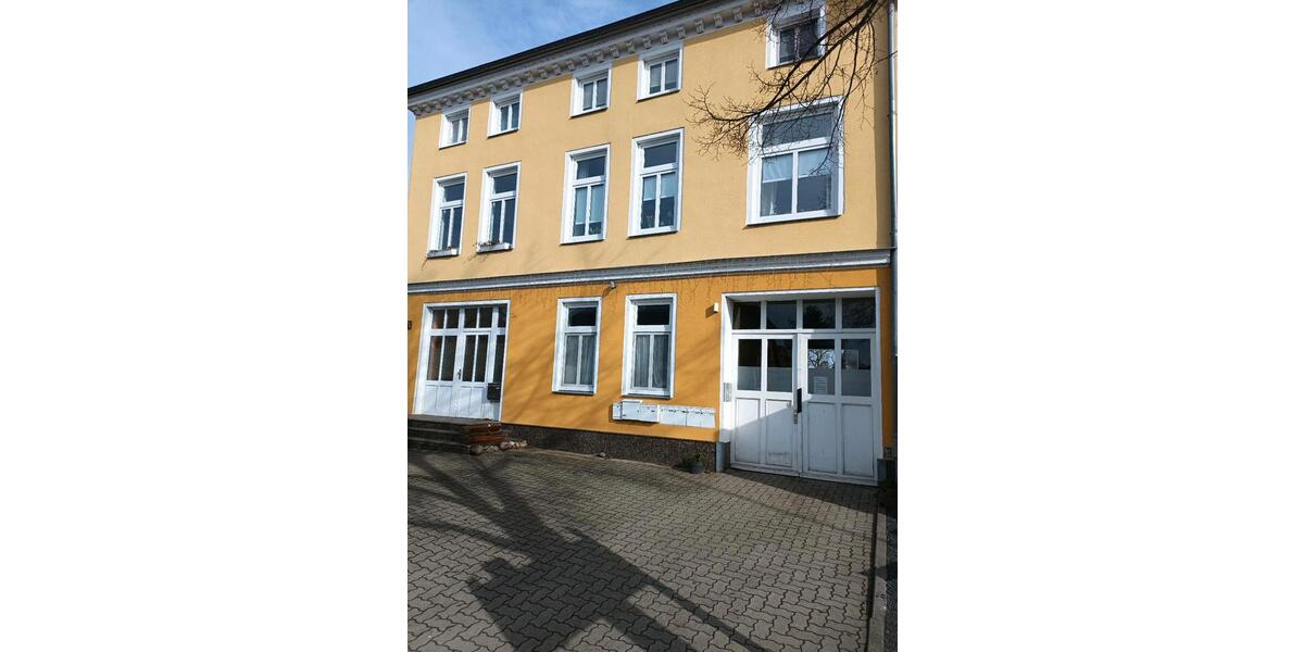 Etagenwohnung Güstrow - 3 Zimmer, 75 m&sup2;, 580&euro; | Angebot:25267966