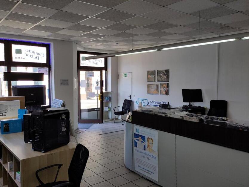Ladenlokal 102 qm Bergisch Gladbach Zentrum Büroräume