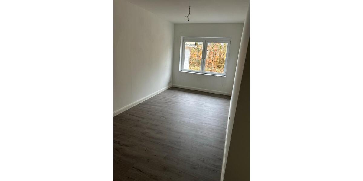 Erdgeschoßwohnung Großenwiehe - 3 Zimmer, 84 m&sup2;, 950&euro; | Angebot:24455880