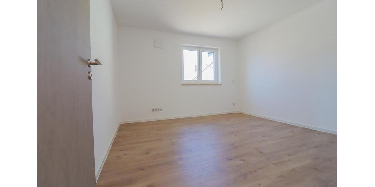 Etagenwohnung Pförring - 3 Zimmer, 69 m&sup2;, 890&euro; | Angebot:26689982