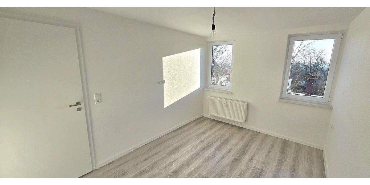 Etagenwohnung Schöningen - 4 Zimmer, 90 m&sup2;, 565&euro; | Angebot:26149203