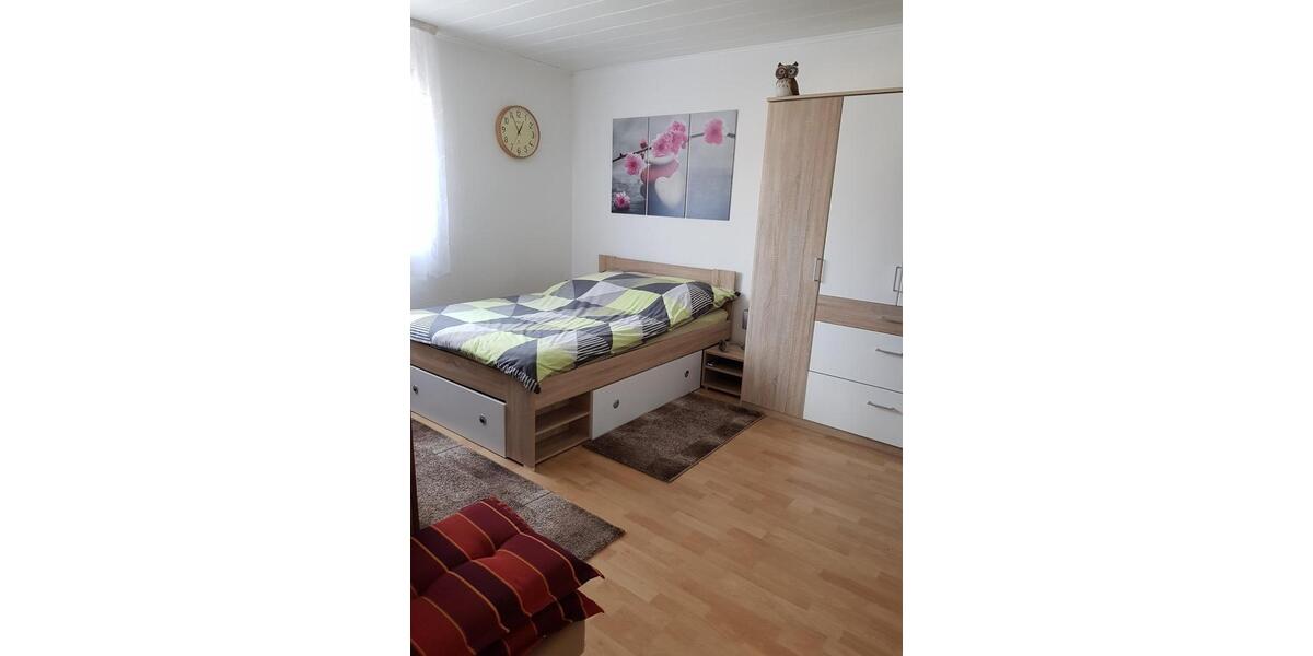 Etagenwohnung Gummersbach - 4 Zimmer, 90 m&sup2;, 950&euro; | Angebot:26051062