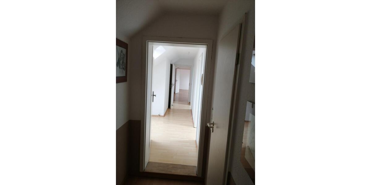 Dachgeschoßwohnung Aschersleben - 2 Zimmer, 49 m&sup2;, 306&euro; | Angebot:26602658