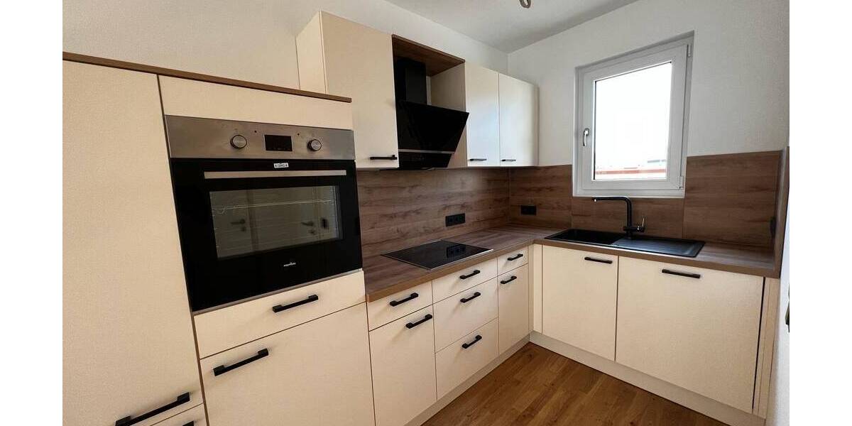 Doppelhaushälfte Mainz Weisenau - 6 Zimmer, 159 m&sup2;, 2.500&euro; | Angebot:25683725