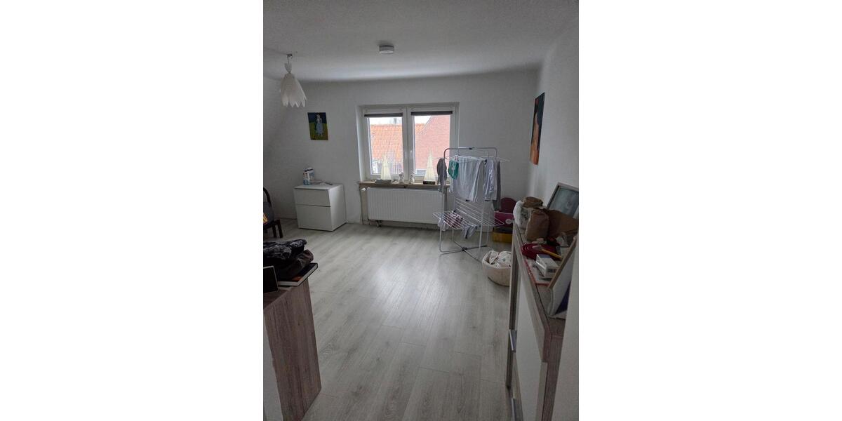 Einfamilienhaus Heide - 3 Zimmer, 86 m&sup2;, 700&euro; | Angebot:24774543
