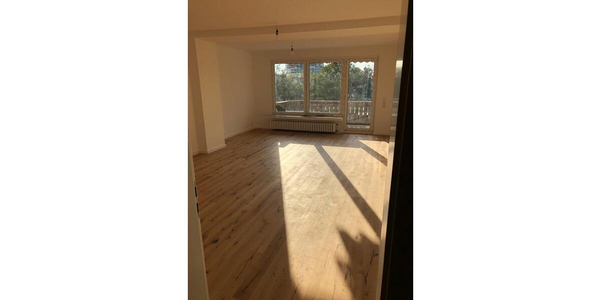 Etagenwohnung Köln Nippes - 2 Zimmer, 85 m&sup2;, 1.390&euro; | Angebot:26676663