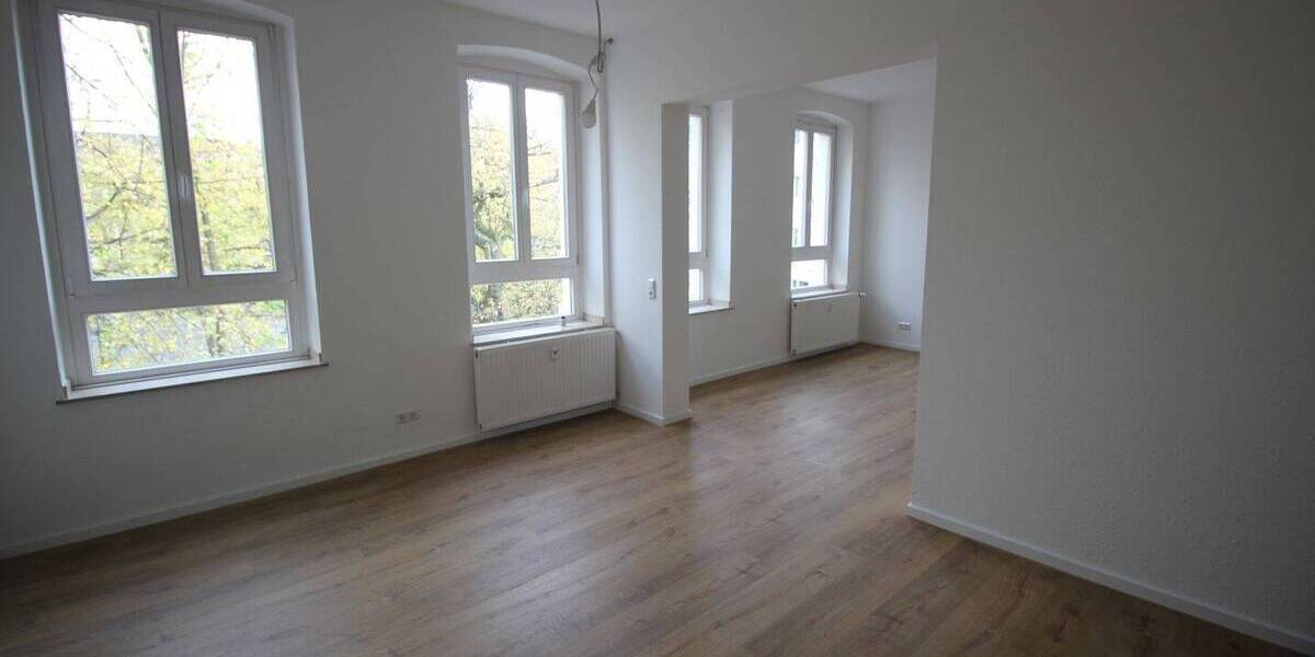 DU , Dellpl.25, 2.OG, 85 m², 2 Zi, Flur, Küche, Bad,Balkon,zusätzl.ein App. 1 Zi.,Flur,WC,1 gr.Einbauschrank 3 zimmer