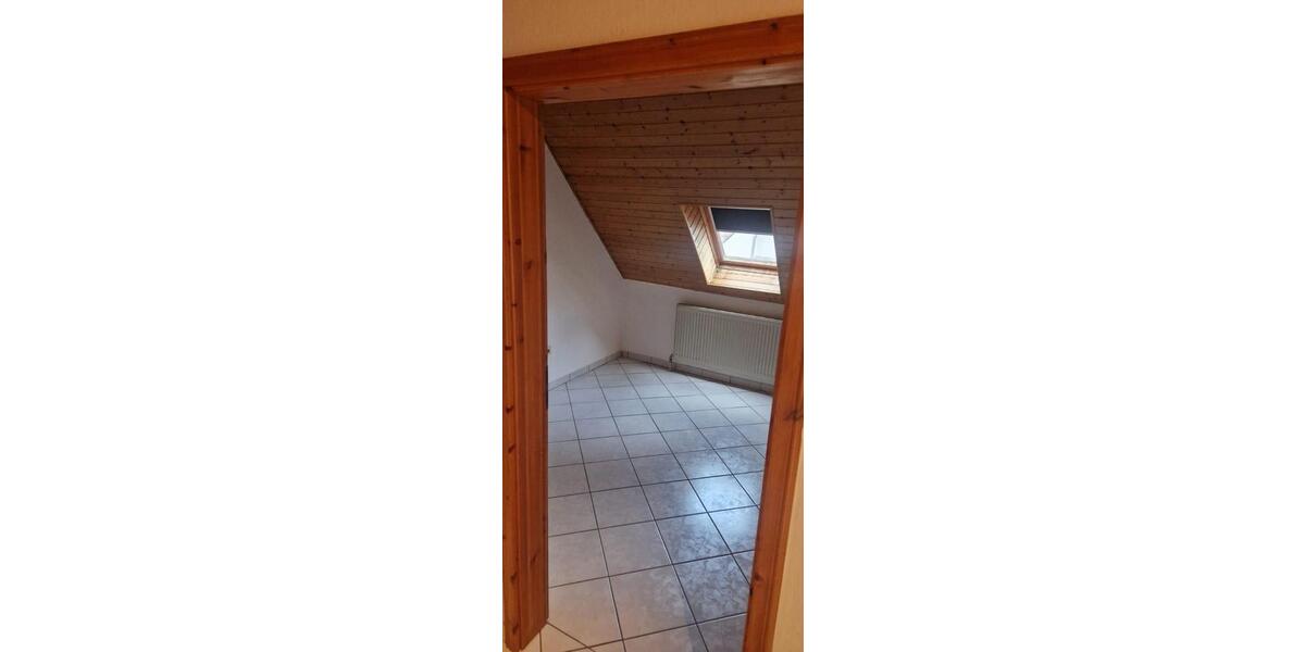 Dachgeschoßwohnung Lauterecken - 3 Zimmer, 80 m&sup2;, 450&euro; | Angebot:26311770