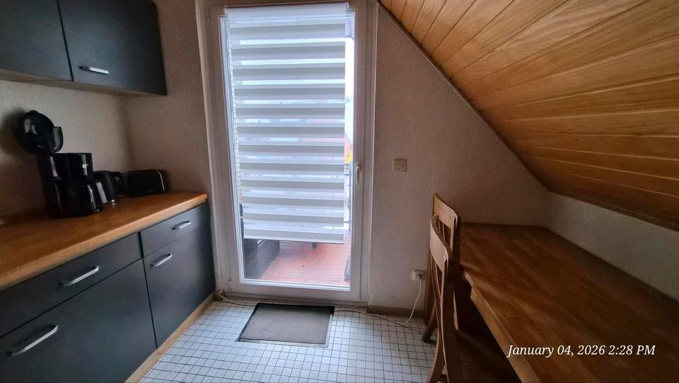 Dachgeschosswohnung zu Vermieten 4 zimmer