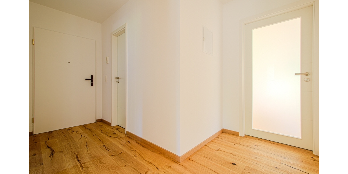 NEU MODERNISIERT – TERRASSE – GARTENANTEIL – DUSCHBAD MIT FENSTER – PKW-STELLPLATZ - Terrassenwohnung Radebeul Radebeul | Angebot:26760178
