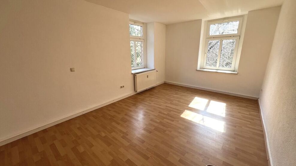 Wohnen im Grünen - schöne ruhige 3-Zimmer-Erdgeschoßwohnung