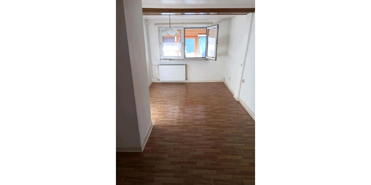 Etagenwohnung Biedenkopf - 4 Zimmer, 94 m&sup2;, 750&euro; | Angebot:25839107