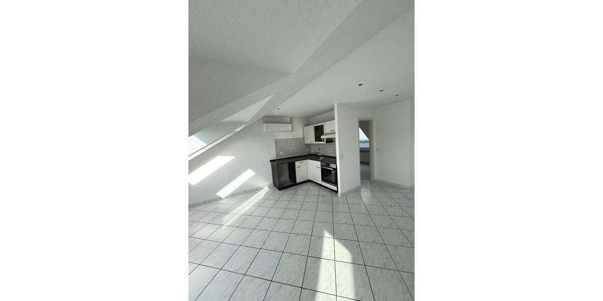 Etagenwohnung Saarbrücken St Johann - 2 Zimmer, 51 m&sup2;, 600&euro; | Angebot:24724217