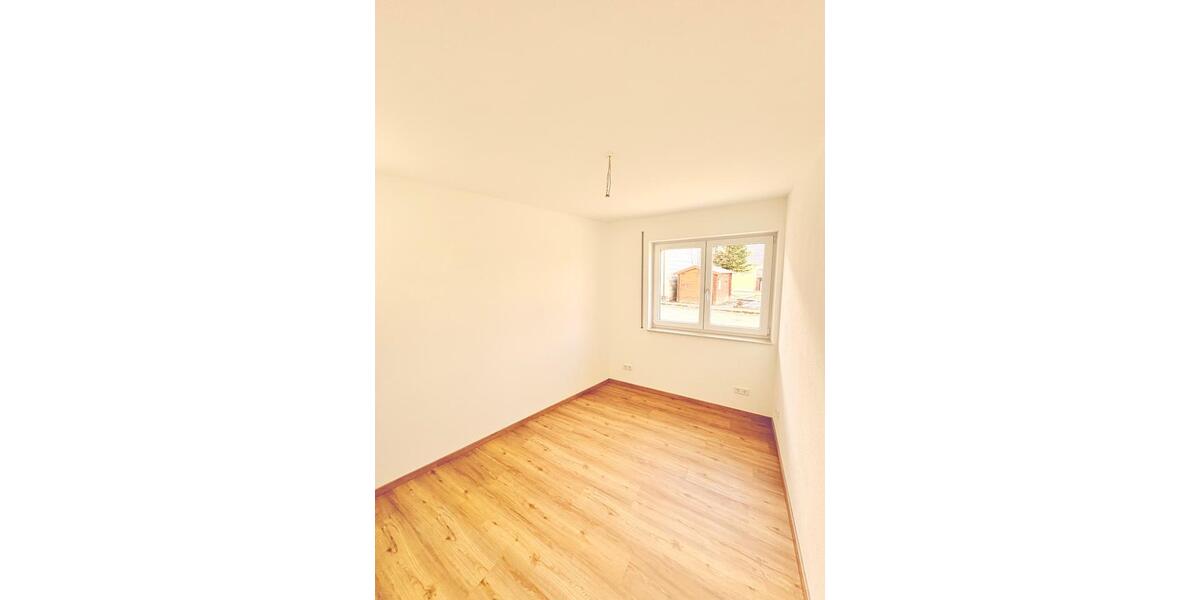 Einfamilienhaus Dürrlauingen - 5 Zimmer, 135 m&sup2;, 1.700&euro; | Angebot:24420709
