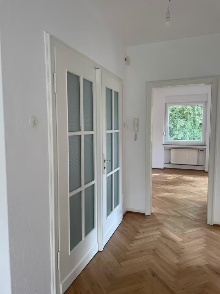Frisch renovierte 3,5-Zimmer-Wohnung, Altbau, am Westerberg zimmer
