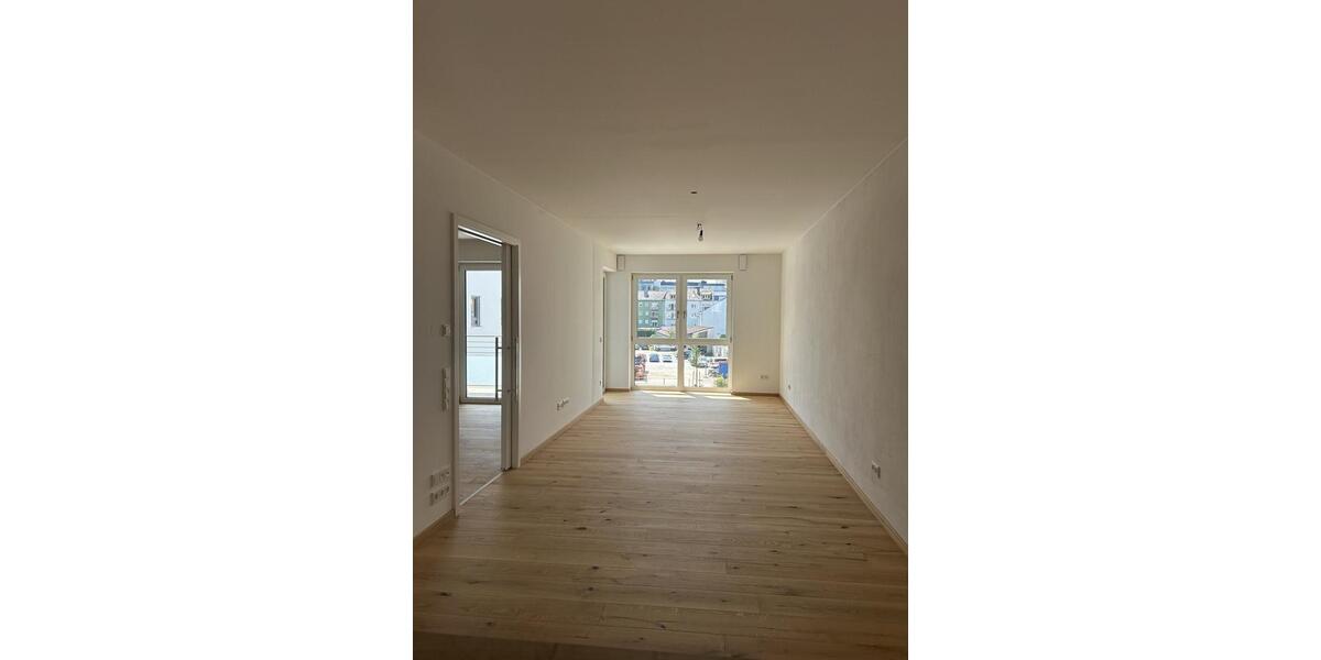 Etagenwohnung Deggendorf - 2 Zimmer, 66 m&sup2;, 780&euro; | Angebot:25903780