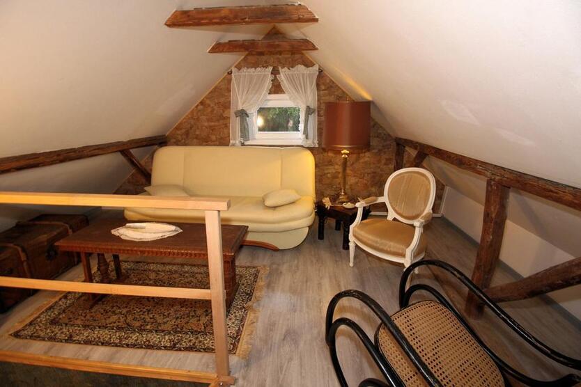 Haus im Grünen mit 600 qm schönen Garten + Sauna - Berlin Süd 4 zimmer