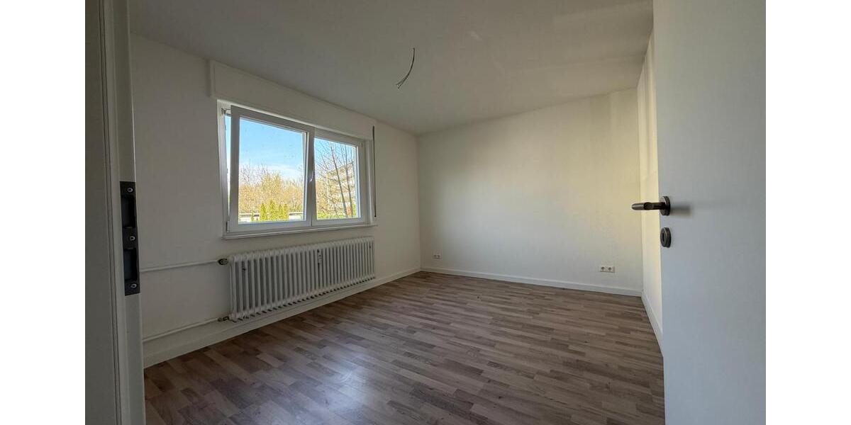 Etagenwohnung Kehl - 5 Zimmer, 120 m&sup2;, 1.300&euro; | Angebot:25972428
