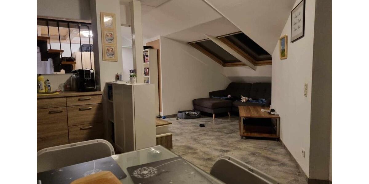 Dachgeschoßwohnung Ingolstadt Nordost - 2 Zimmer, 45 m&sup2;, 900&euro; | Angebot:25987710