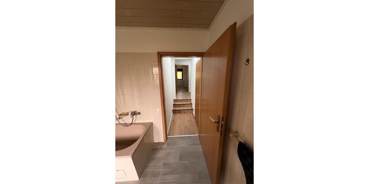 Erdgeschoßwohnung Stadtallendorf - 3 Zimmer, 55 m&sup2;, 650&euro; | Angebot:24674625