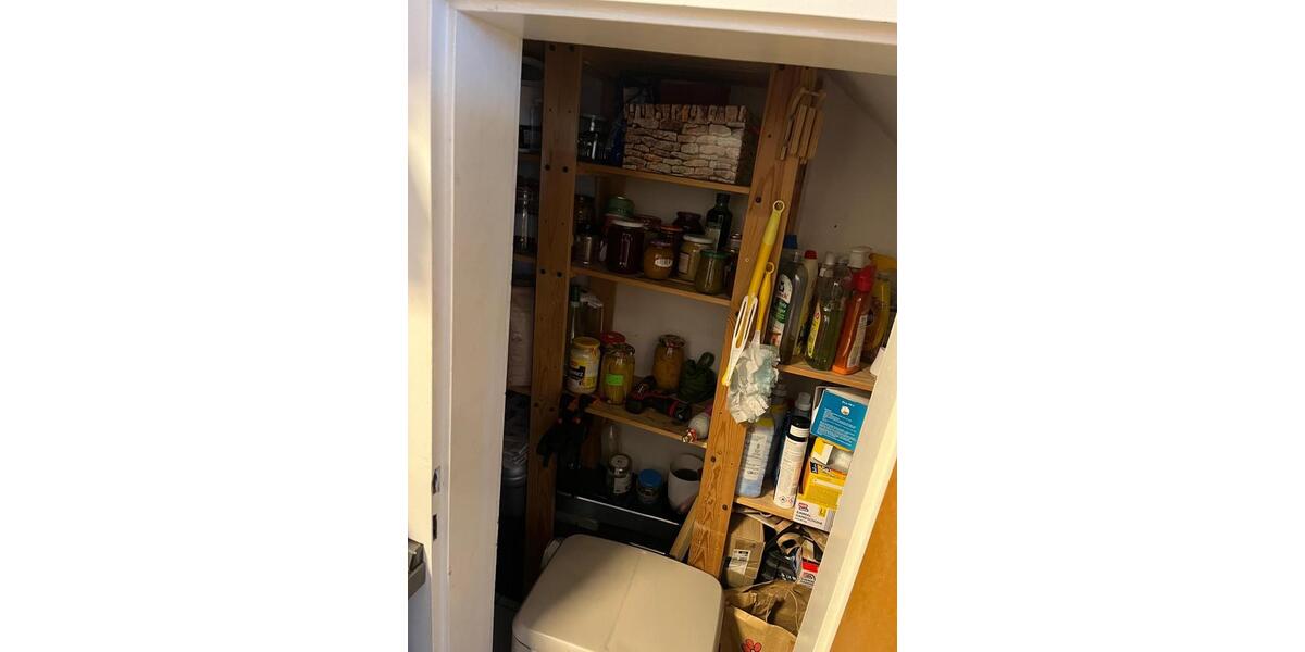 Dachgeschoßwohnung Meerbusch Kierst - 4 Zimmer, 85 m&sup2;, 1.067&euro; | Angebot:24717276