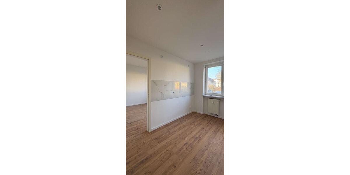 Erdgeschoßwohnung Zwenkau - 3 Zimmer, 49 m&sup2;, 450&euro; | Angebot:25883514