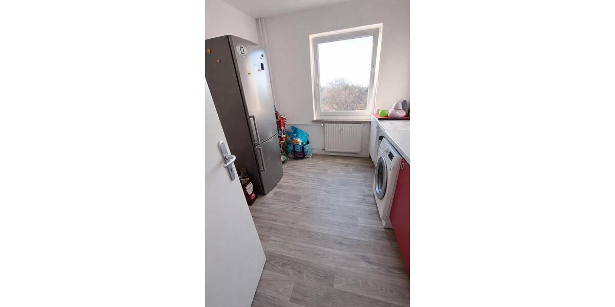Etagenwohnung Möllenhagen - 4 Zimmer, 70 m&sup2;, 385&euro; | Angebot:26125798