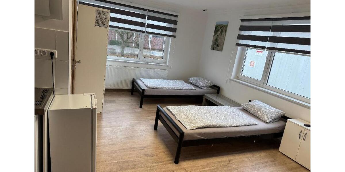 Wohnen auf Zeit Neumünster Brachenfeld/Ruthenberg - 9 Zimmer, 200 m&sup2;, 15&euro; | Angebot:26181180