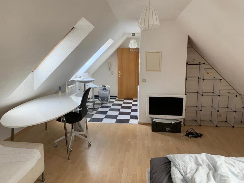 Helles ein Zimmer Apartment im Dachspitz zimmer