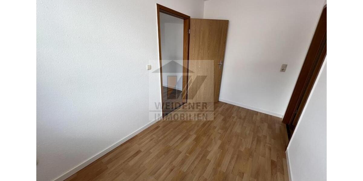 Dachgeschoßwohnung Weida - 4.5 Zimmer, 99 m&sup2;, 495&euro; | Angebot:22310211