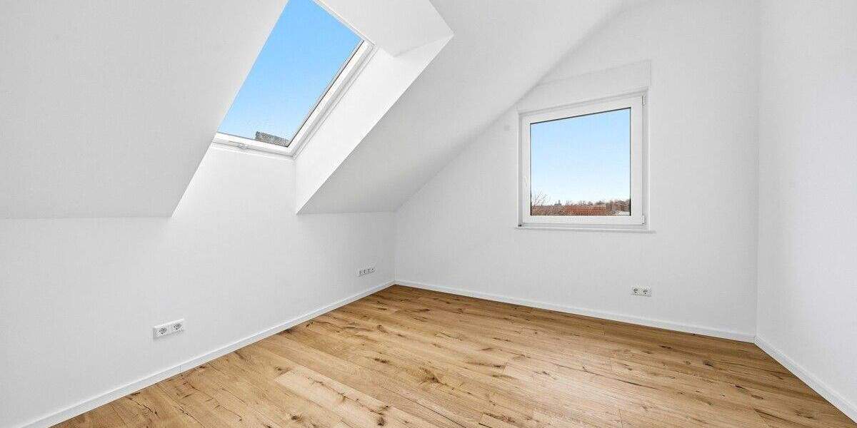 BLICKFANG: DG-Neubauwohnung mit 4 Zimmern, 2 Stellplätzen und Balkon mit wunderschöner Aussicht 4 zimmer