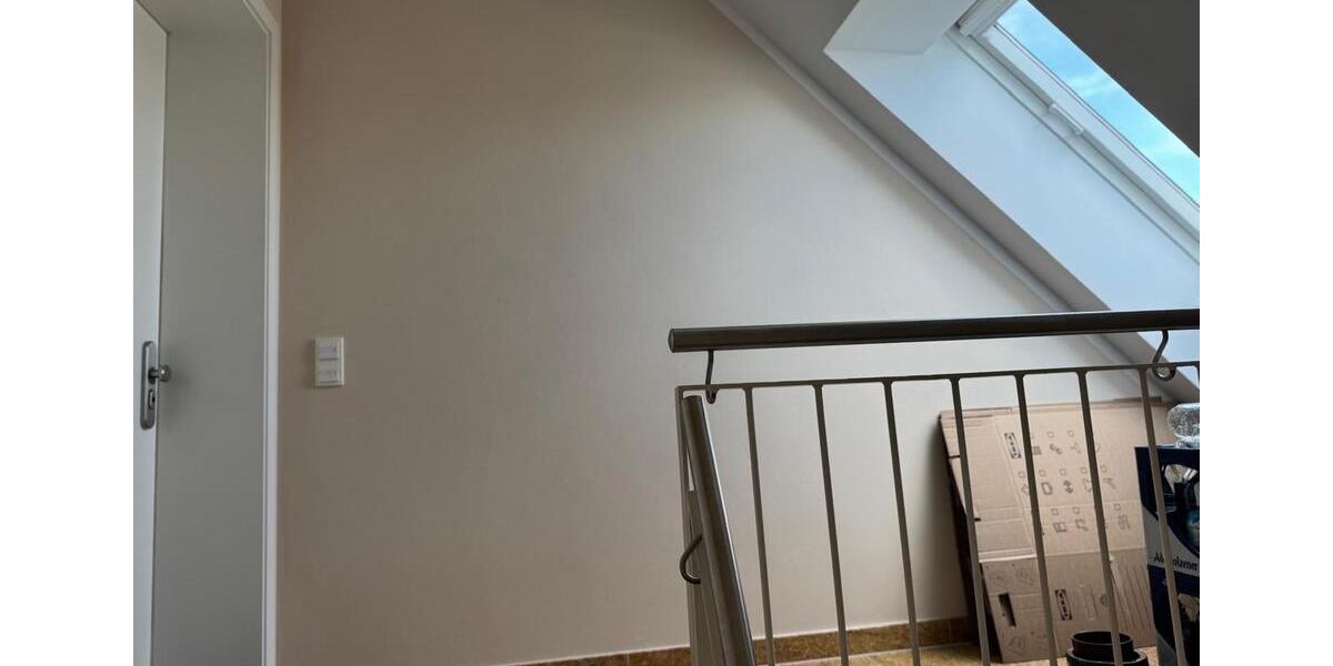 Dachgeschoßwohnung München Allach-Untermenzing - 3 Zimmer, 83 m&sup2;, 2.290&euro; | Angebot:26038538