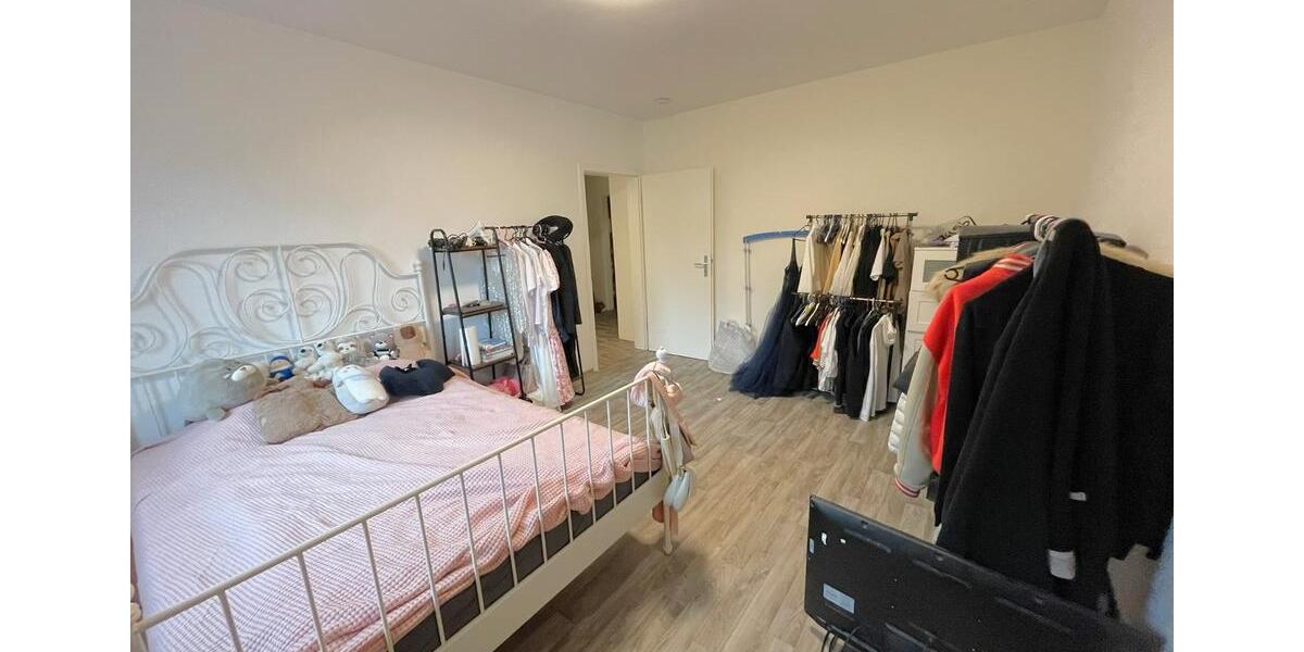 Wohnen auf Zeit Köln Mülheim - 18 Zimmer, 58 m&sup2;, 570&euro; | Angebot:26032053