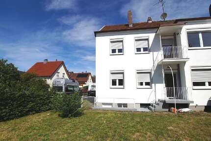 Haus Straubing - 6 Zimmer, 120 m&sup2;, 900&euro; | Angebot:27019015