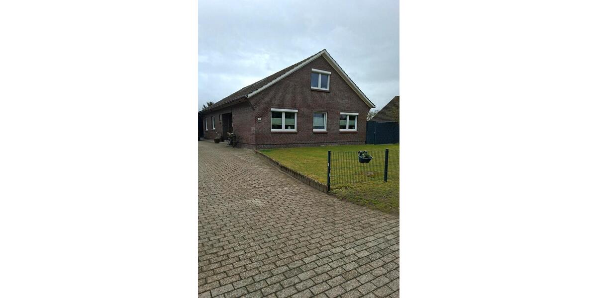 Dachgeschoßwohnung Wittmund - 2 Zimmer, 44 m&sup2;, 400&euro; | Angebot:25933177