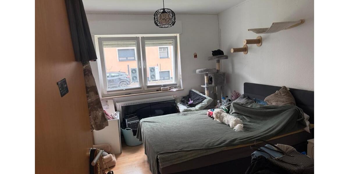 Erdgeschoßwohnung Gummersbach - 1 Zimmer, 35 m&sup2;, 300&euro; | Angebot:26546124