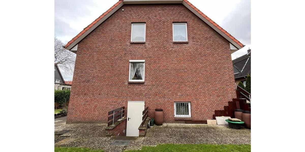 Dachgeschoßwohnung Hannover Herrenhausen-Stöcken - 3 Zimmer, 84 m&sup2;, 880&euro; | Angebot:24890343