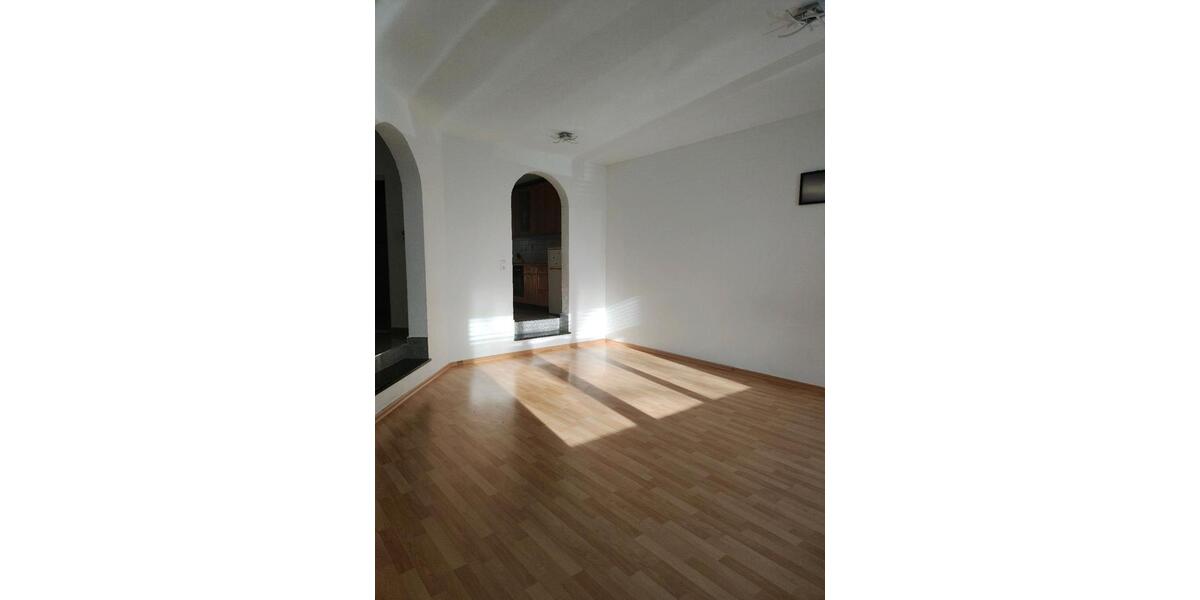 Erdgeschoßwohnung Geislingen - 3 Zimmer, 80 m&sup2;, 380&euro; | Angebot:24661621