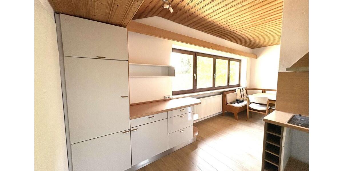 Dachgeschoßwohnung Schongau - 4 Zimmer, 108 m&sup2;, 1.200&euro; | Angebot:26454282