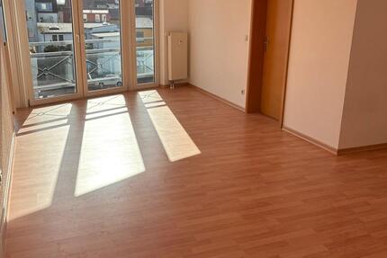 Wohnung Güstrow - 2 Zimmer, 64 m&sup2;, 620&euro; | Angebot:25281125