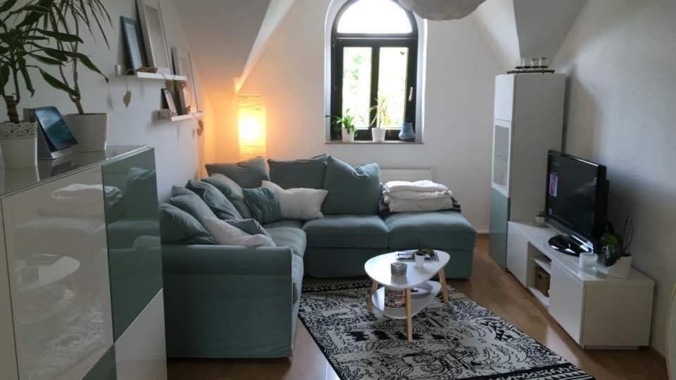 Dachgeschoßwohnung Wuppertal Elberfeld - 4 Zimmer, 90 m&sup2;, 690&euro; | Angebot:25136934