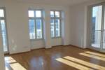 ZentrumOst - Tolle 2-Zi.-Whg., 2 Balkone, ParkettFuBoHeizg. und Lift! 2 zimmer
