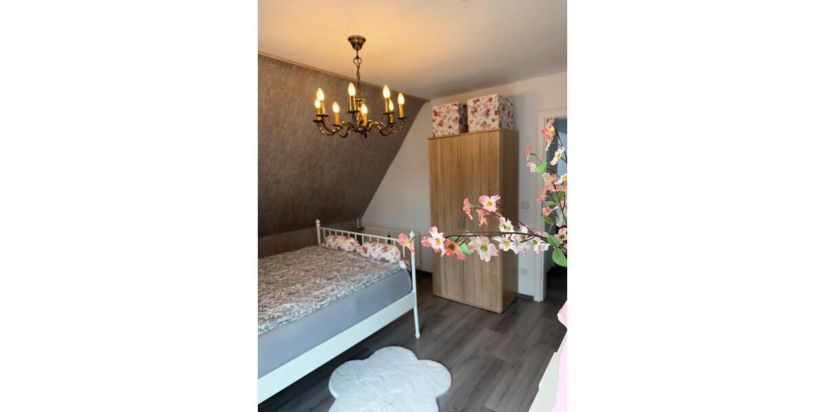 Dachgeschoßwohnung Hattingen - 3 Zimmer, 71 m&sup2;, 900&euro; | Angebot:24639609