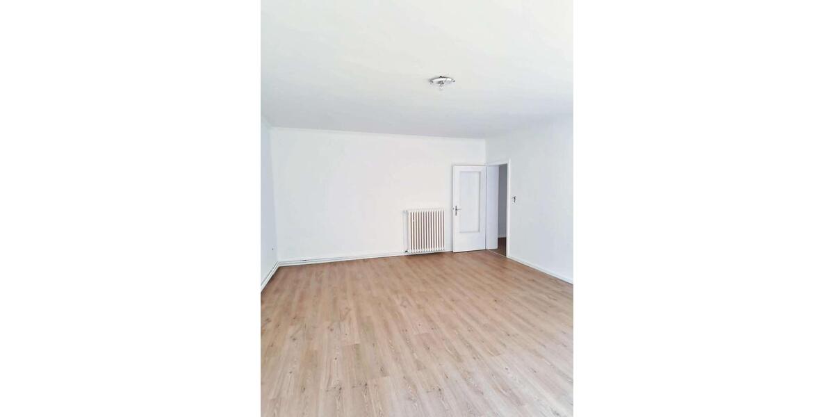 Etagenwohnung Hildesheim - 4 Zimmer, 120 m&sup2;, 960&euro; | Angebot:25904595