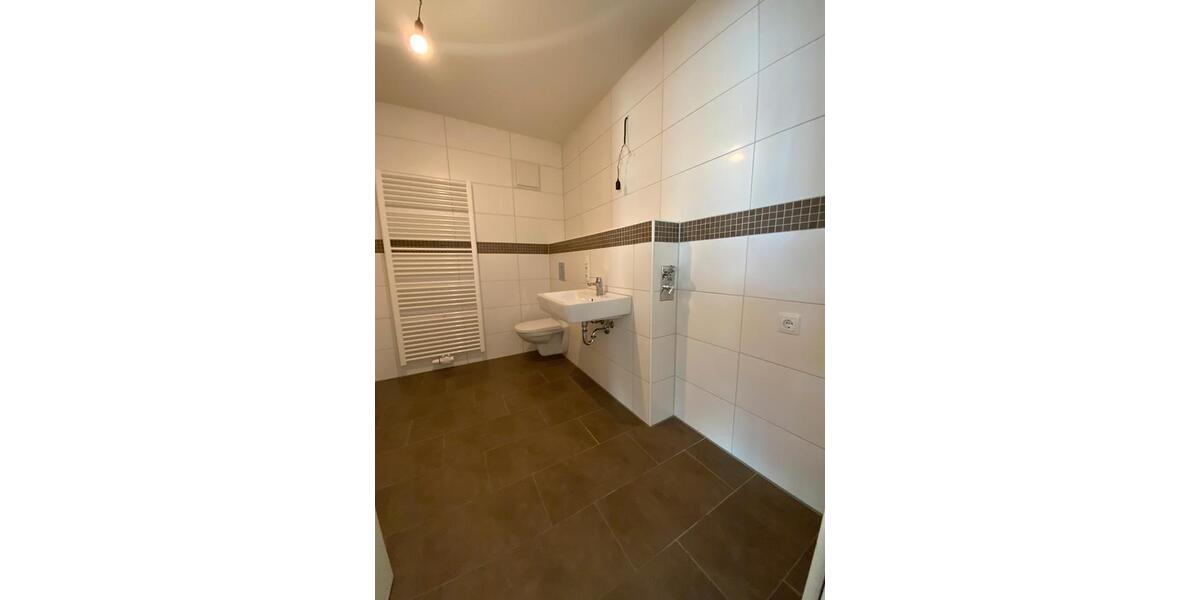 Etagenwohnung Meerbusch - 2 Zimmer, 69 m&sup2;, 915&euro; | Angebot:26548239