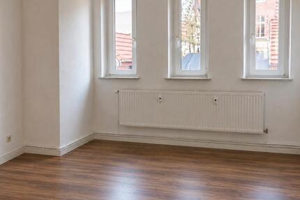 Wohnung Güstrow - 3 Zimmer, 100 m&sup2;, 850&euro; | Angebot:27655555