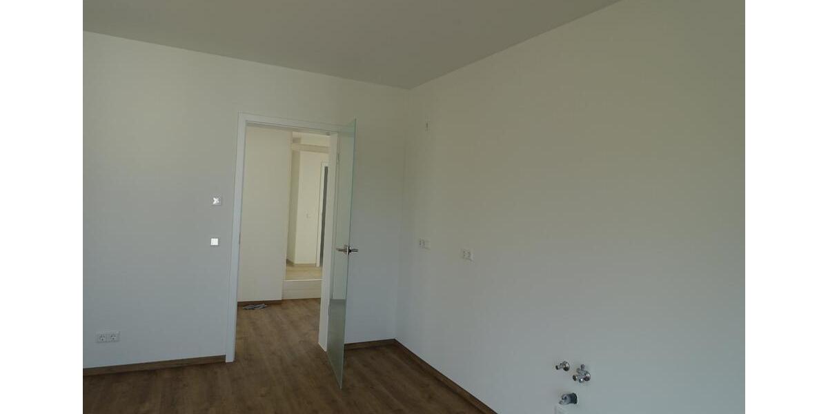 Einfamilienhaus Freyburg (Unstrut) - 3 Zimmer, 189 m&sup2;, 2.831&euro; | Angebot:19459175