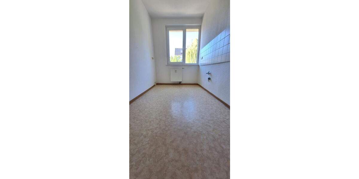 Etagenwohnung Weißenfels - 3 Zimmer, 58 m&sup2;, 420&euro; | Angebot:25730586