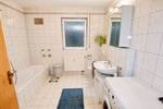 Etagenwohnung Weidhausen b.Coburg Weidhausen - 2 Zimmer, 72 m&sup2;, 480&euro; | Angebot:26472578